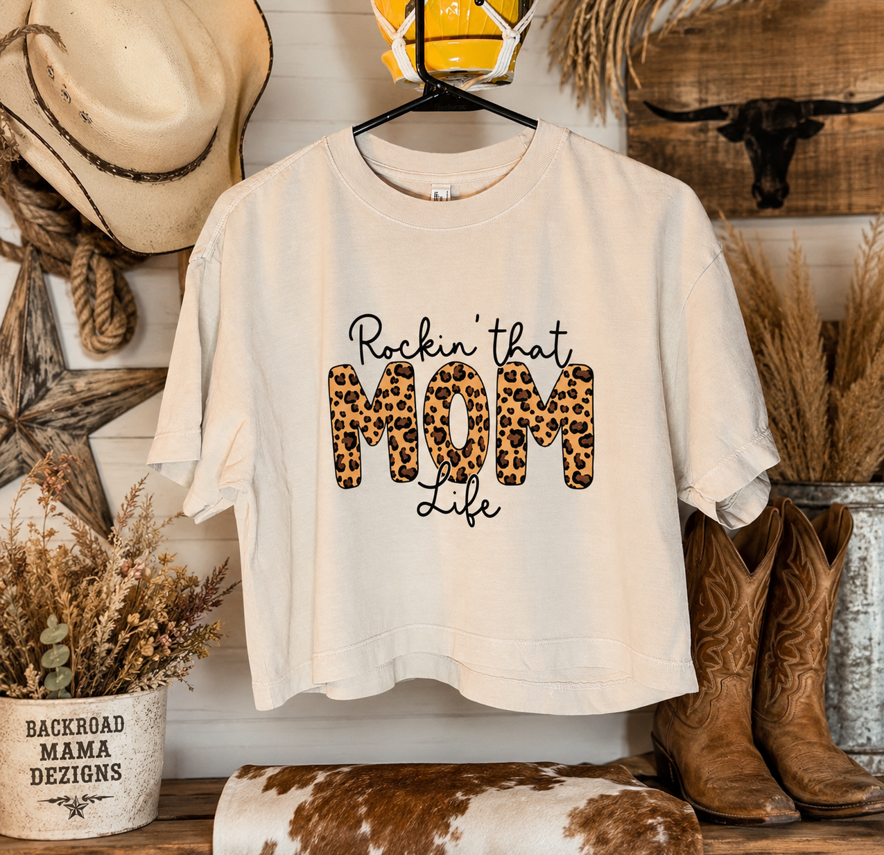 Medium, Premade "MOM LIFE" Heavyweight Cropped Tee